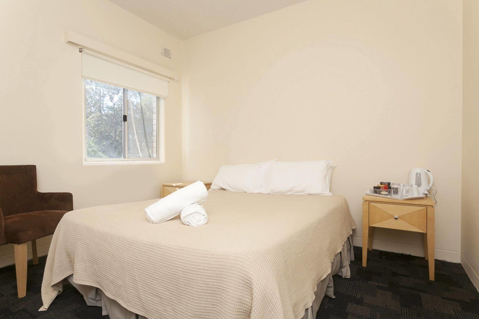 Shortland Budget Accommodation Jesmond Экстерьер фото