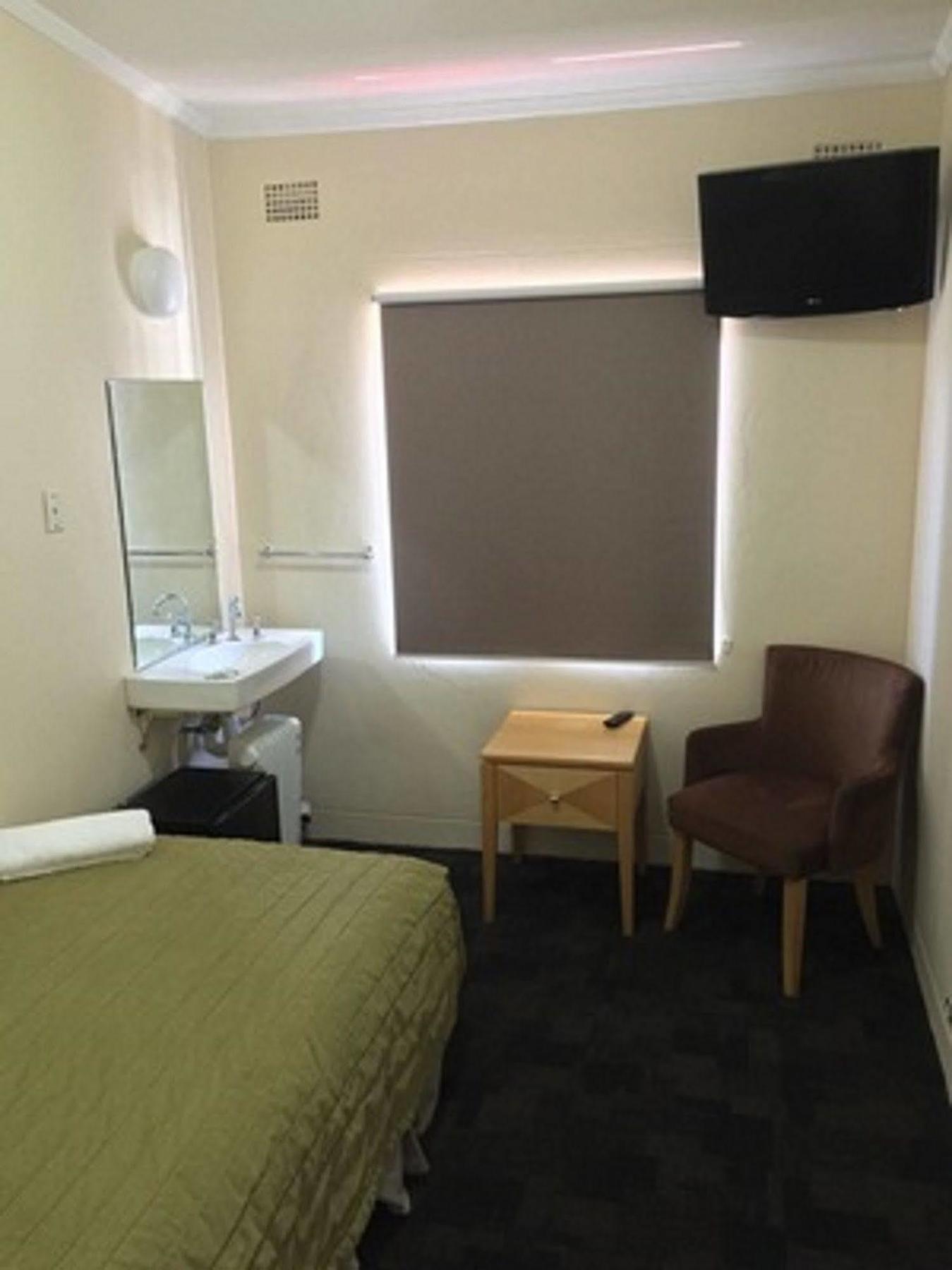 Shortland Budget Accommodation Jesmond Экстерьер фото